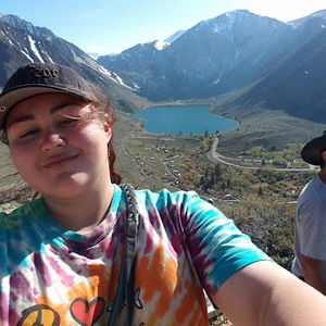 Meet your Posher, Michaela